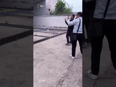 Warmly welcome clients from Lao to visit our company !