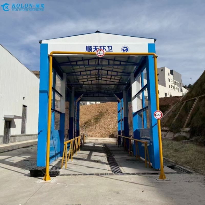 Versatile Bus Washing And Waxing Machine For Different Vehicle Types