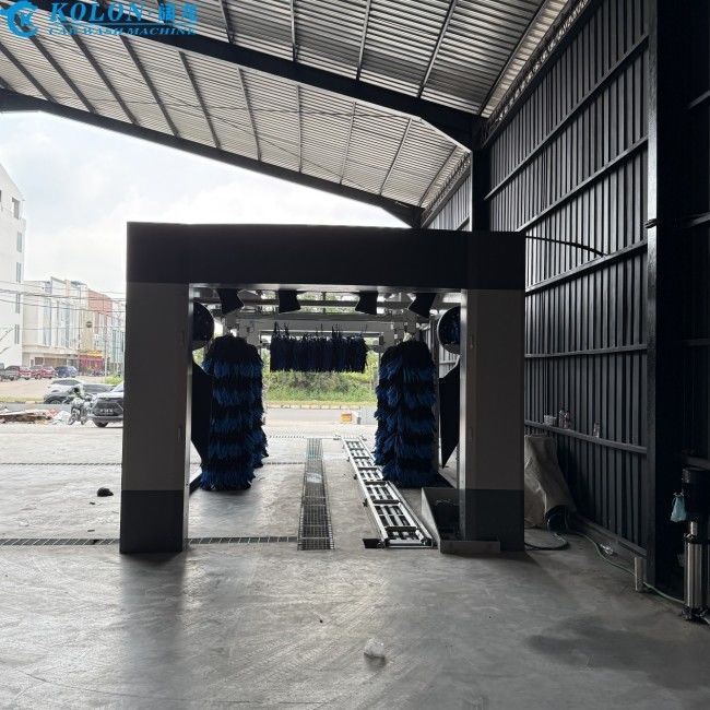 Kolon Innovative and Advanced Tunnel Car Wash Machine for Superior and Precise Cleaning